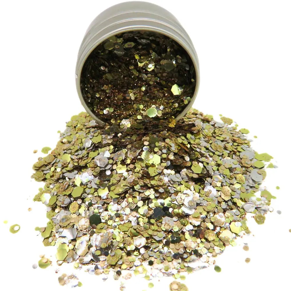 Cleopatra biodegradable glitter mix is made using rich golds, rose gold and silver glitter.