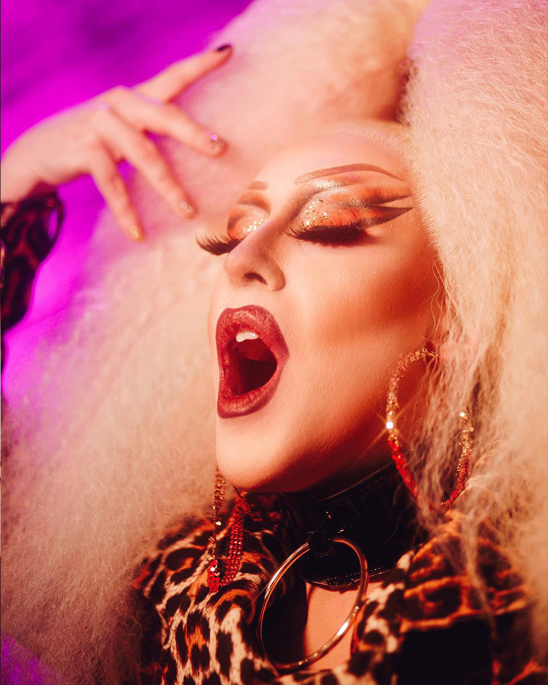 Samantha Ballentines, the Spanish drag queen using luminosity glitter on her eyes