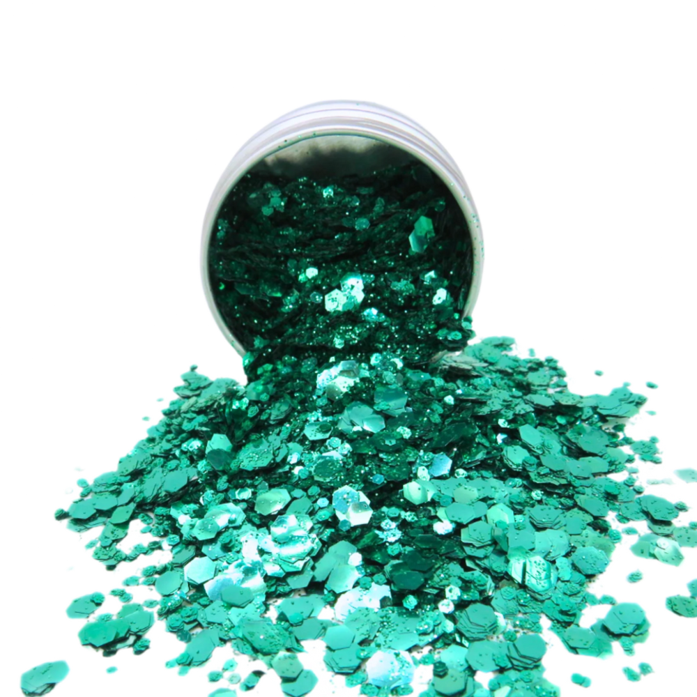 Green mix of fine, chunky and super chunky biodegradable glitter.