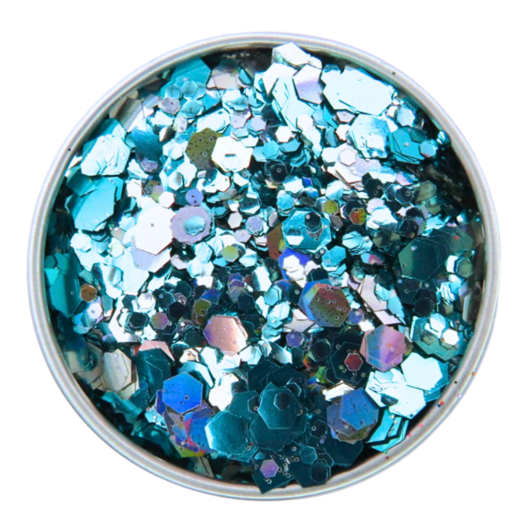 Ocean crush blend of turquoise and holographic silver eco glitter in fine, chunky and super chunky sizing in a round 6 gram aluminium pot.