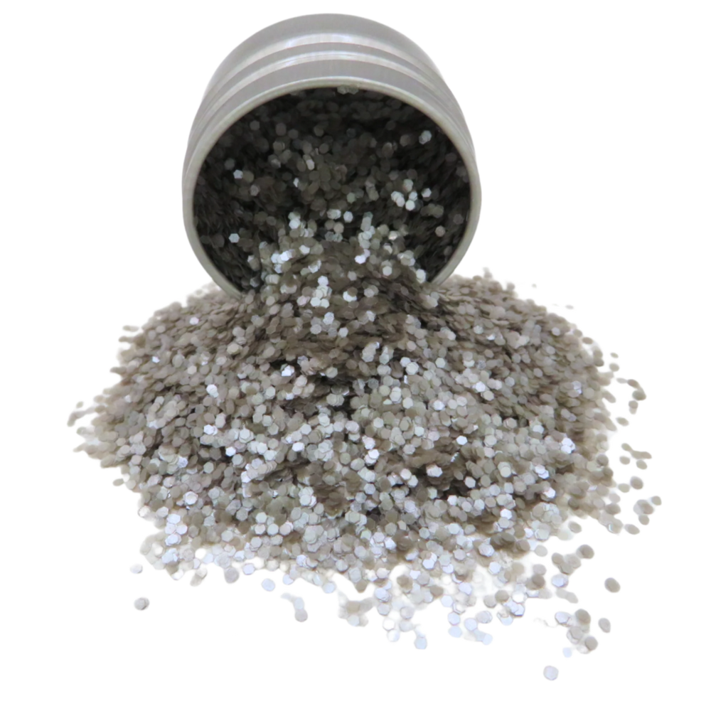 Silver chunky pearlescent eco glitter from the bioglitter pure range. 100% plastic free with a soft shimmer.